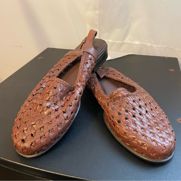 Kim Rodger’s Lindsey Woven Leather Slingback Flats - Picture 2 of 6